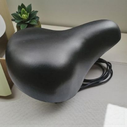 صورة مقعد دراجة مريح عصري